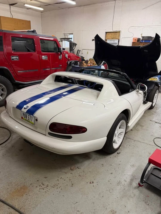 1996 Dodge Viper 2nd Gen - Image 4 of 19