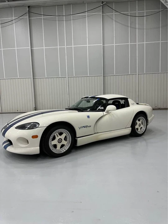 1996 Dodge Viper 2nd Gen - Image 3 of 11