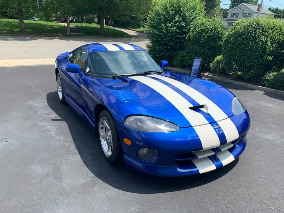 1996 Dodge Viper GTS 2nd Gen - Image 2 of 20