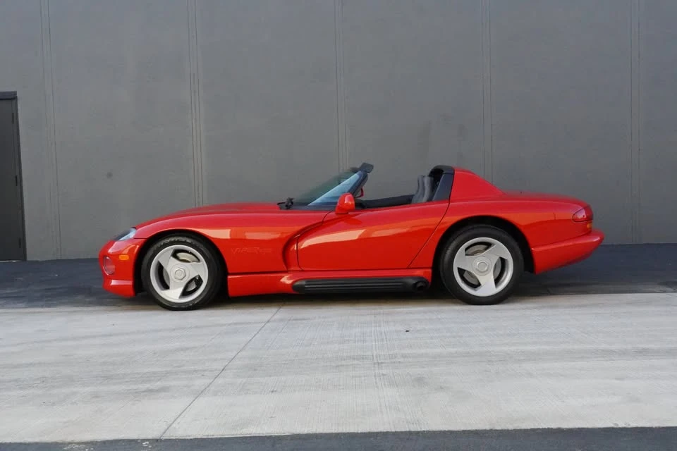1996 Dodge Viper 2nd Gen - Image 2 of 20
