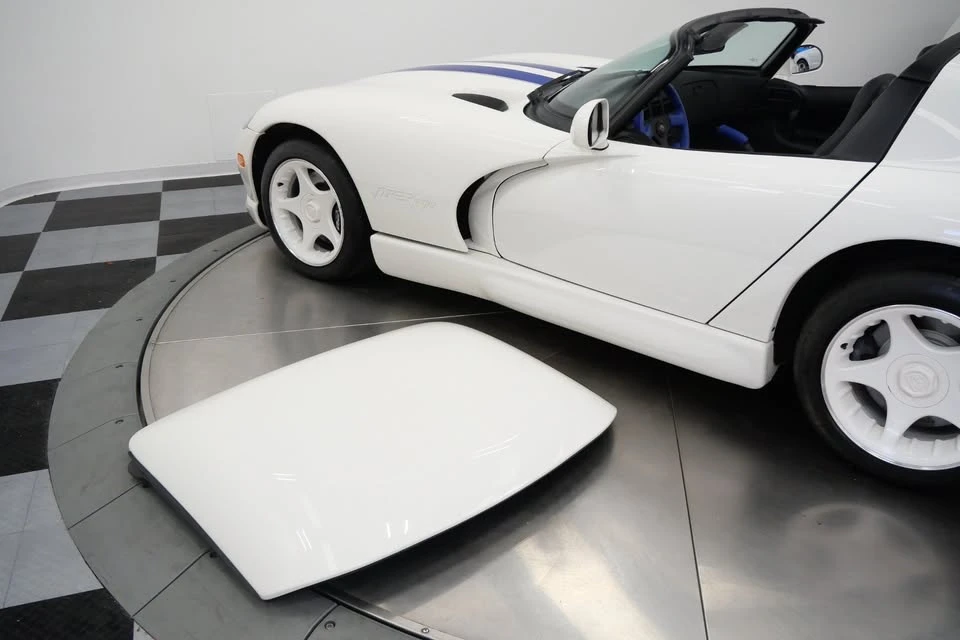 1996 Dodge Viper 2nd Gen - Image 17 of 19