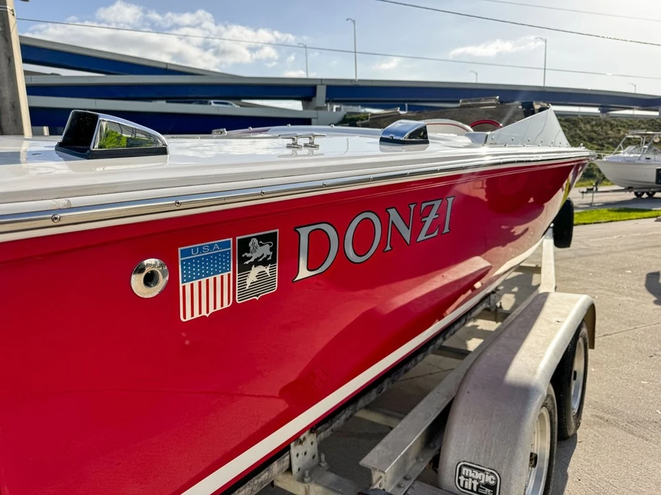 1996 Donzi - Image 7 of 21