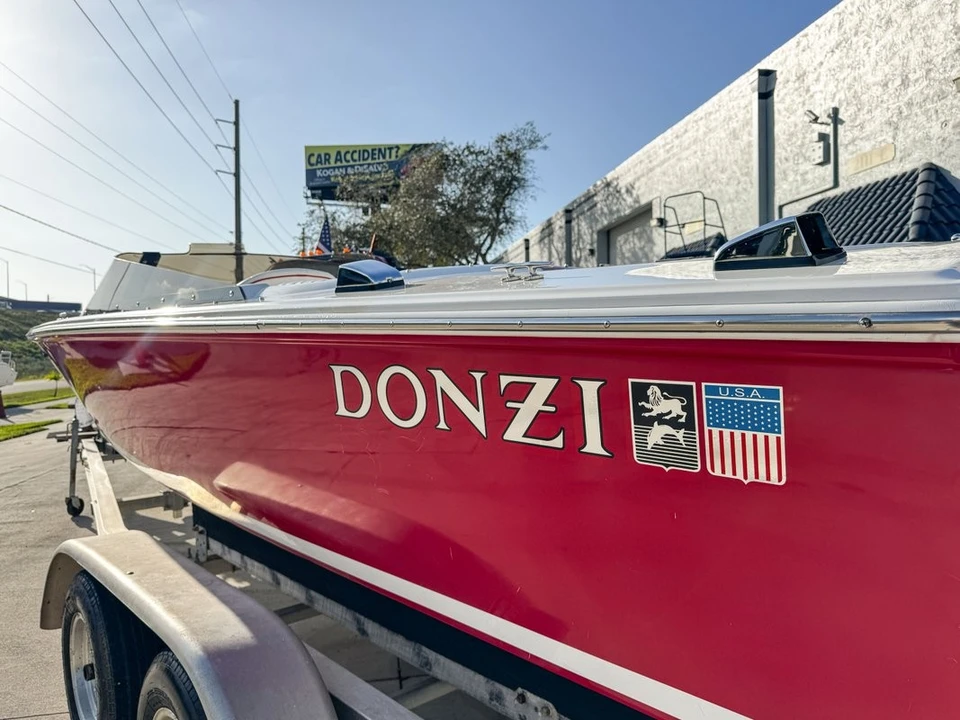 1996 Donzi - Image 18 of 21