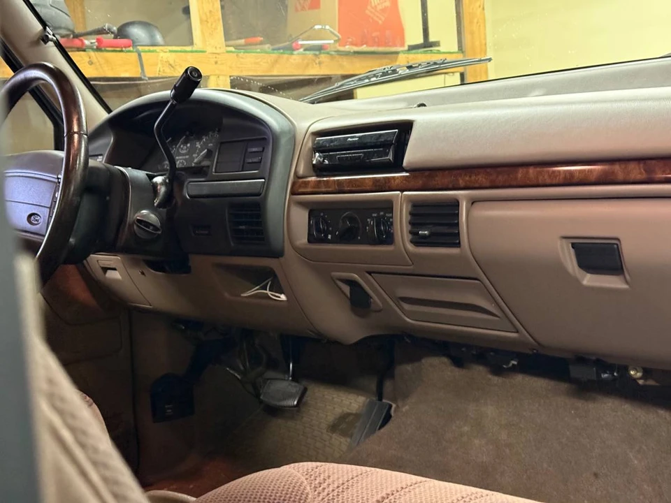 1996 Ford Bronco 5th Gen - Image 10 of 10