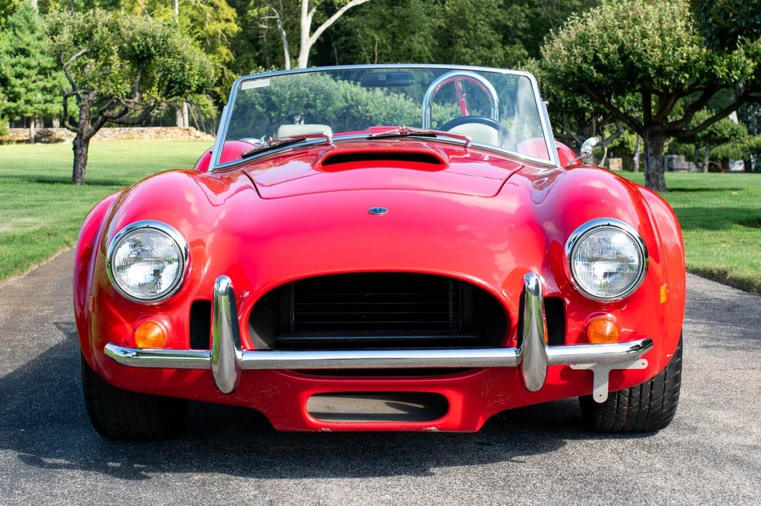 1996 Excalibur - Image 2 of 31
