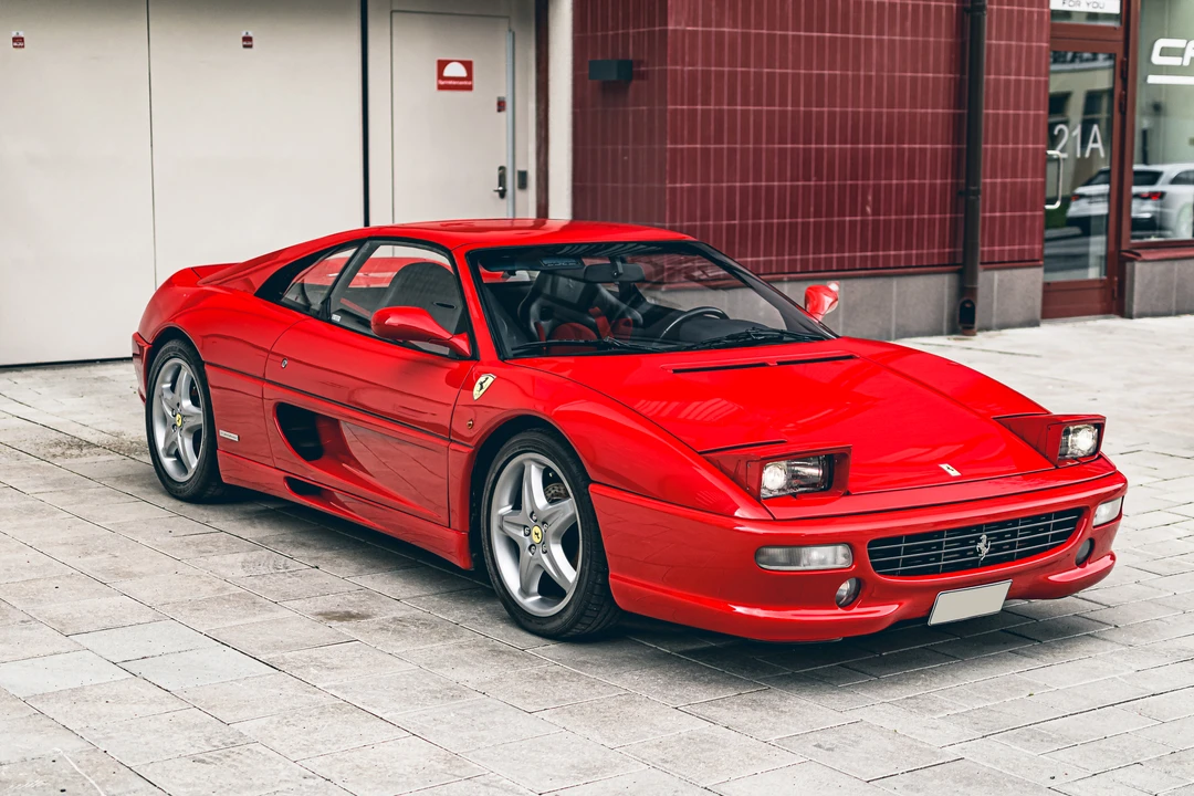 1996 Ferrari F355 GTS - Image 2 of 31