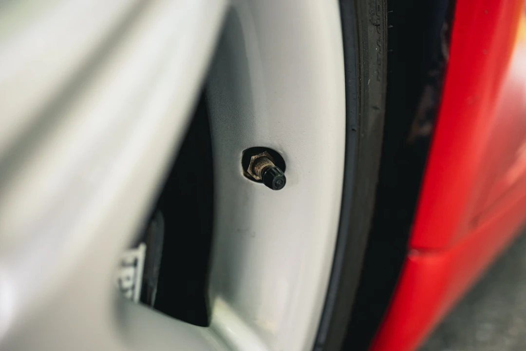 1996 Ferrari F355 Spider - Image 21 of 31
