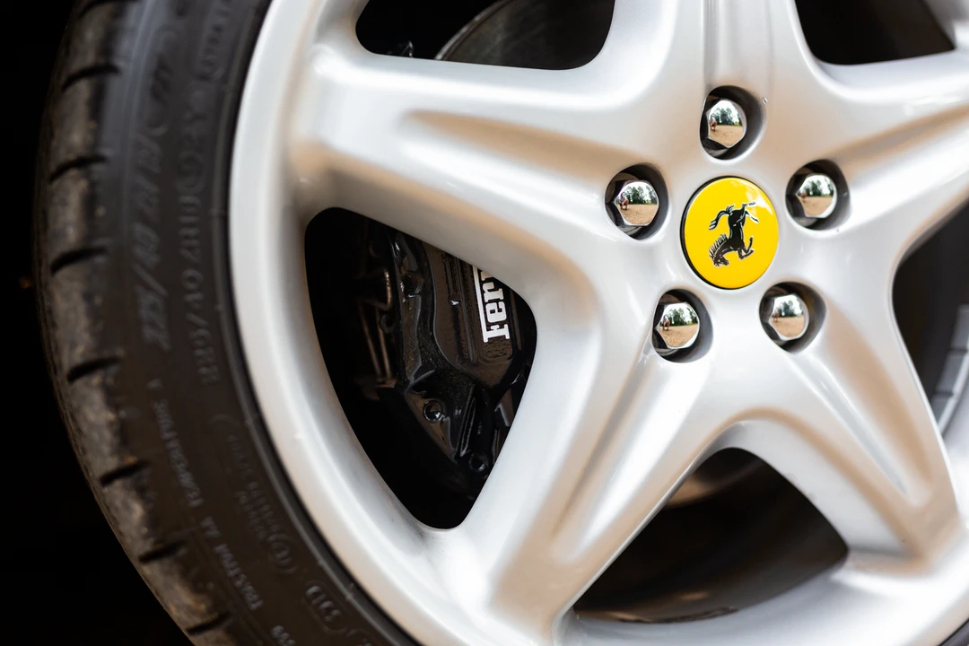 1996 Ferrari F355 Spider - Image 16 of 31