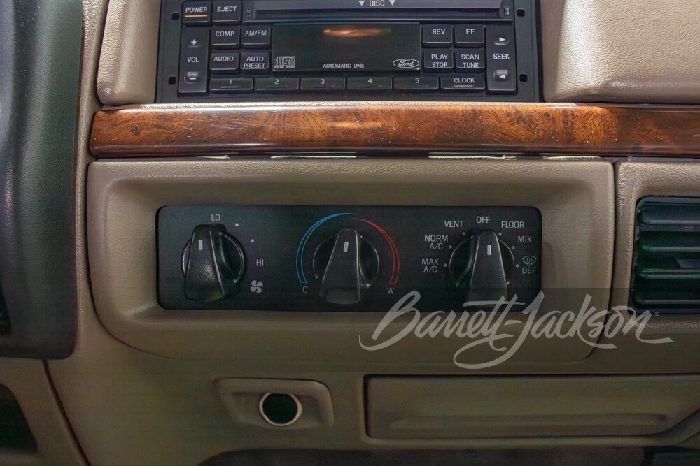 1996 Ford Bronco 5th Gen - Image 25 of 31