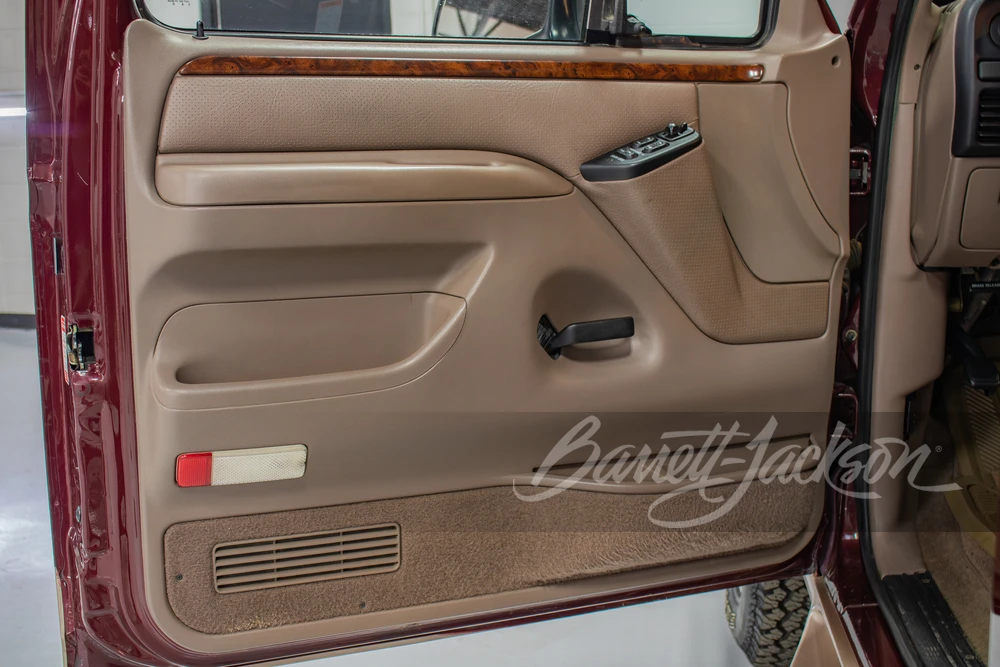 1996 Ford Bronco 5th Gen - Image 30 of 31