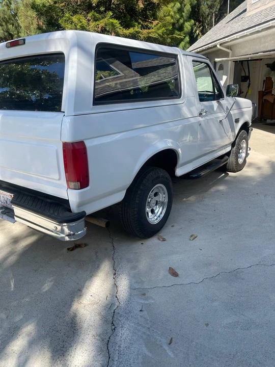 1996 Ford Bronco 5th Gen - Image 4 of 13