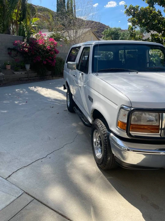 1996 Ford Bronco 5th Gen - Image 3 of 13