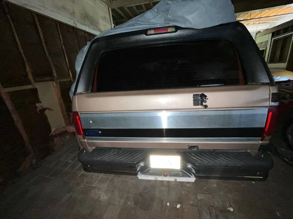 1996 Ford Bronco 5th Gen - Image 10 of 13