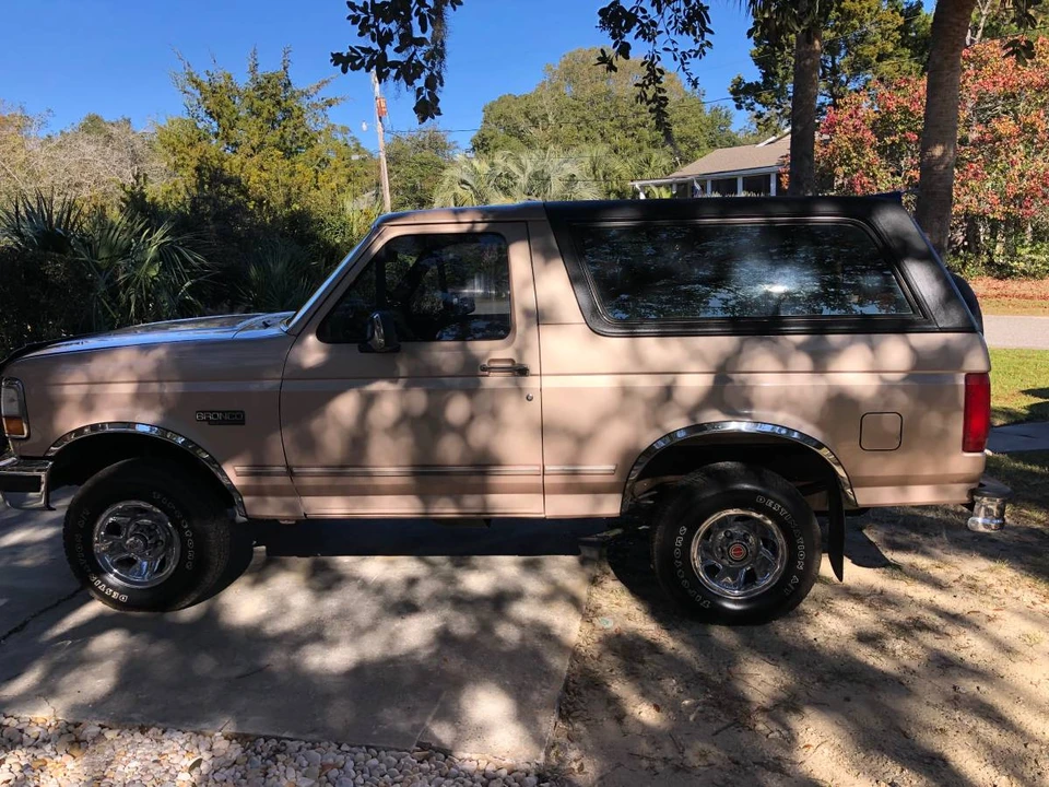 1996 Ford Bronco 5th Gen - Image 4 of 13