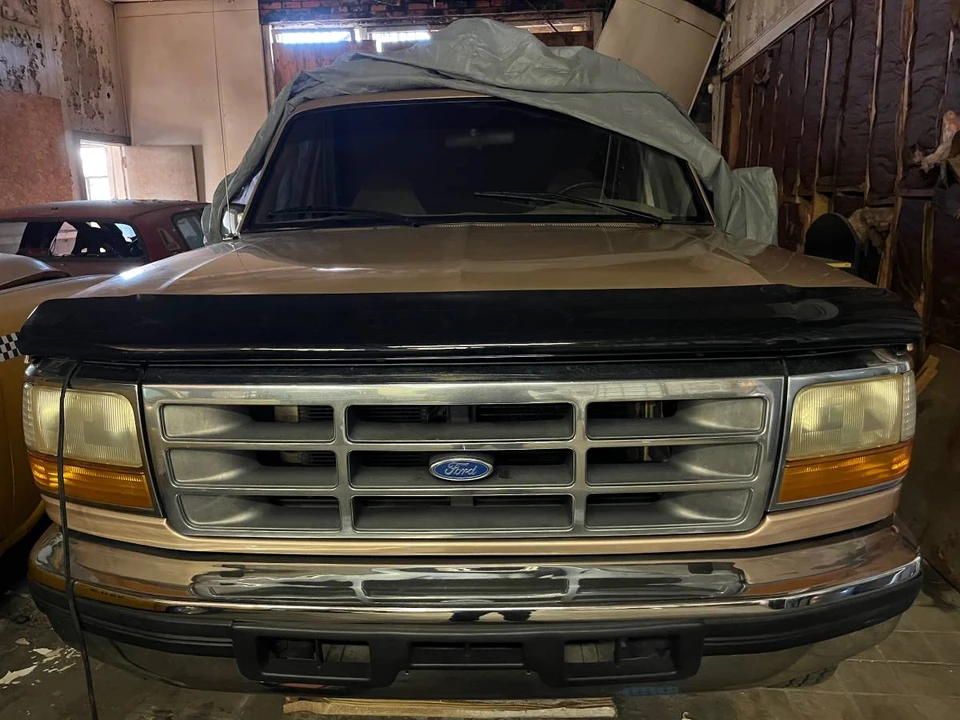 1996 Ford Bronco 5th Gen - Image 3 of 13