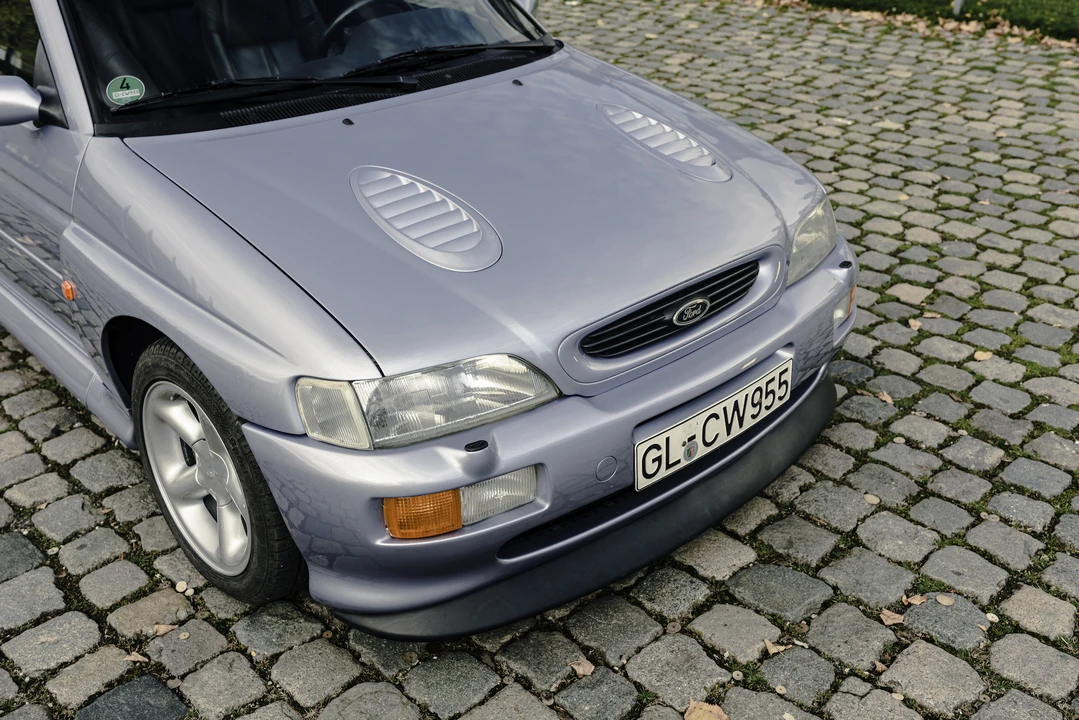 1996 Ford Escort RS Cosworth - Image 14 of 31