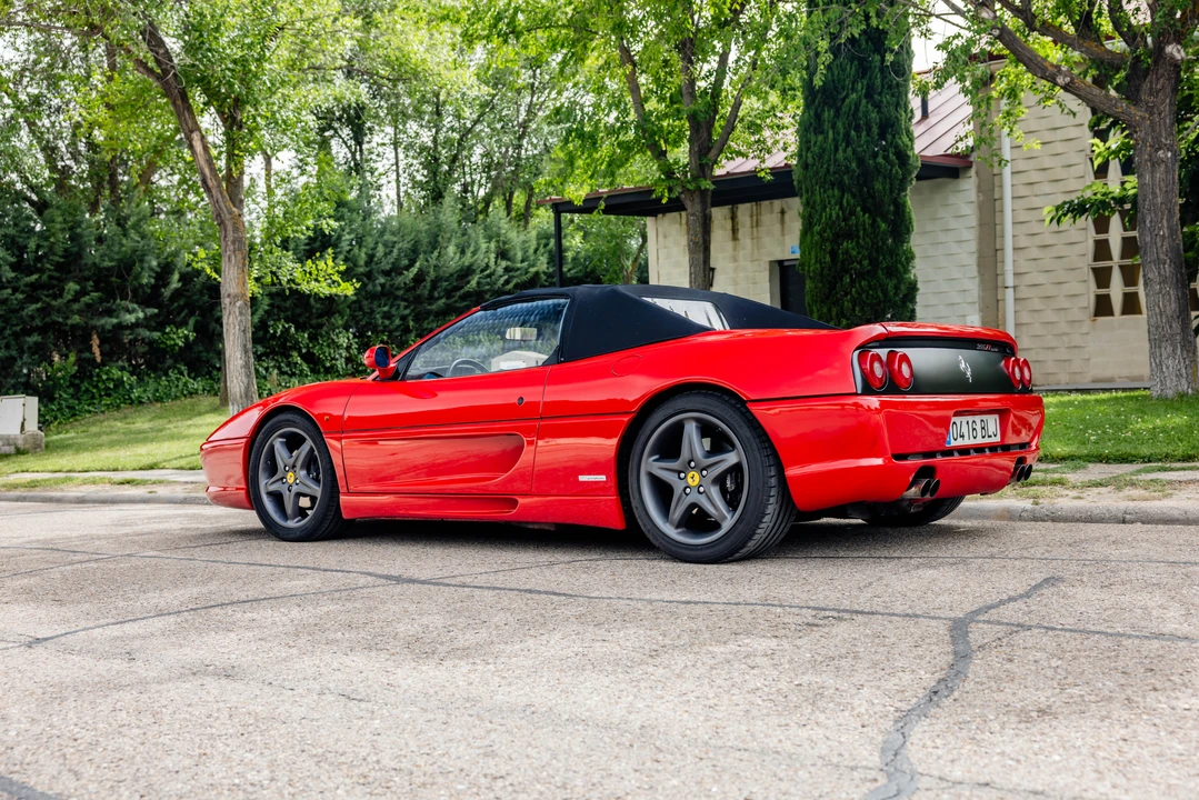 1996 Ferrari F355 Spider - Image 4 of 31