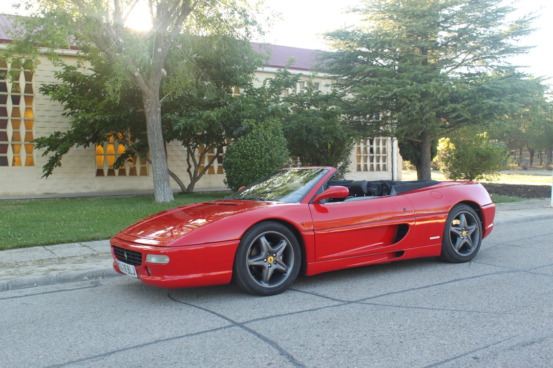 1996 Ferrari F355 Spider - Image 14 of 31