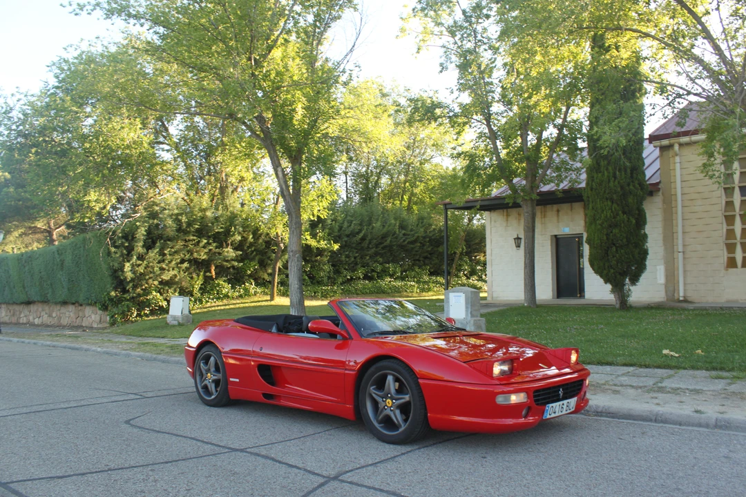 1996 Ferrari F355 Spider - Image 19 of 31