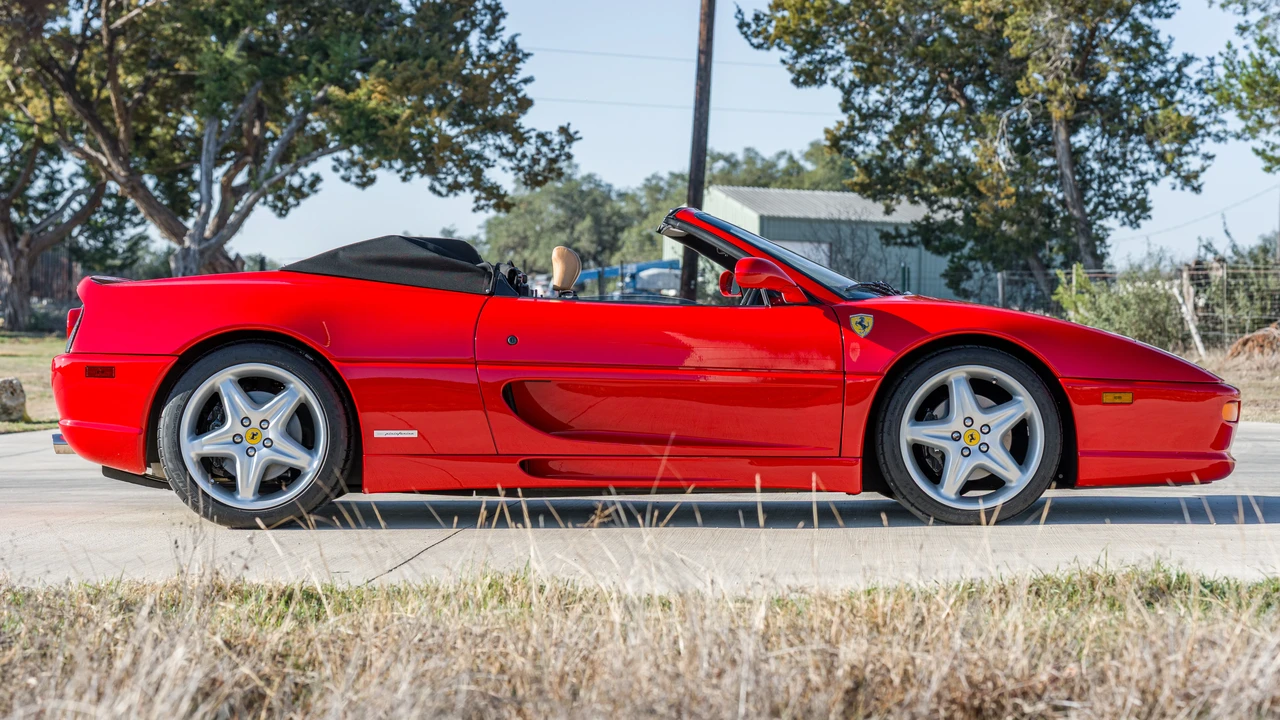 1996 Ferrari F355 Spider - Image 7 of 31