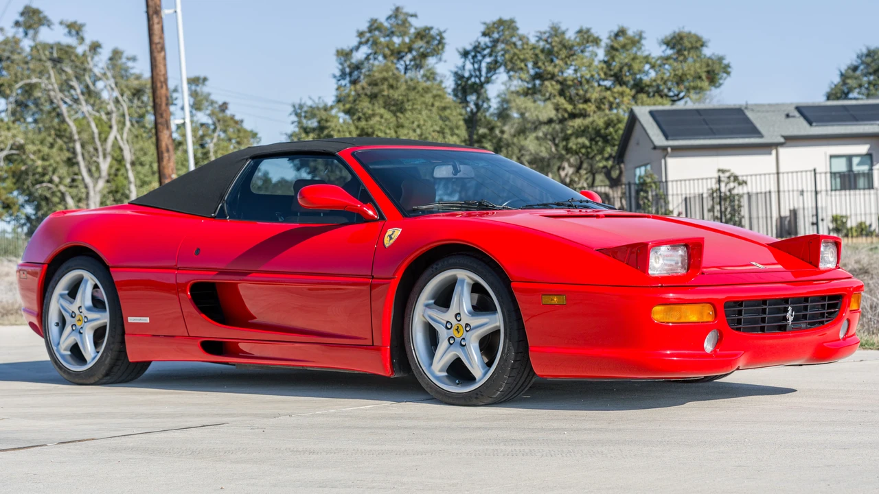 1996 Ferrari F355 Spider - Image 13 of 31