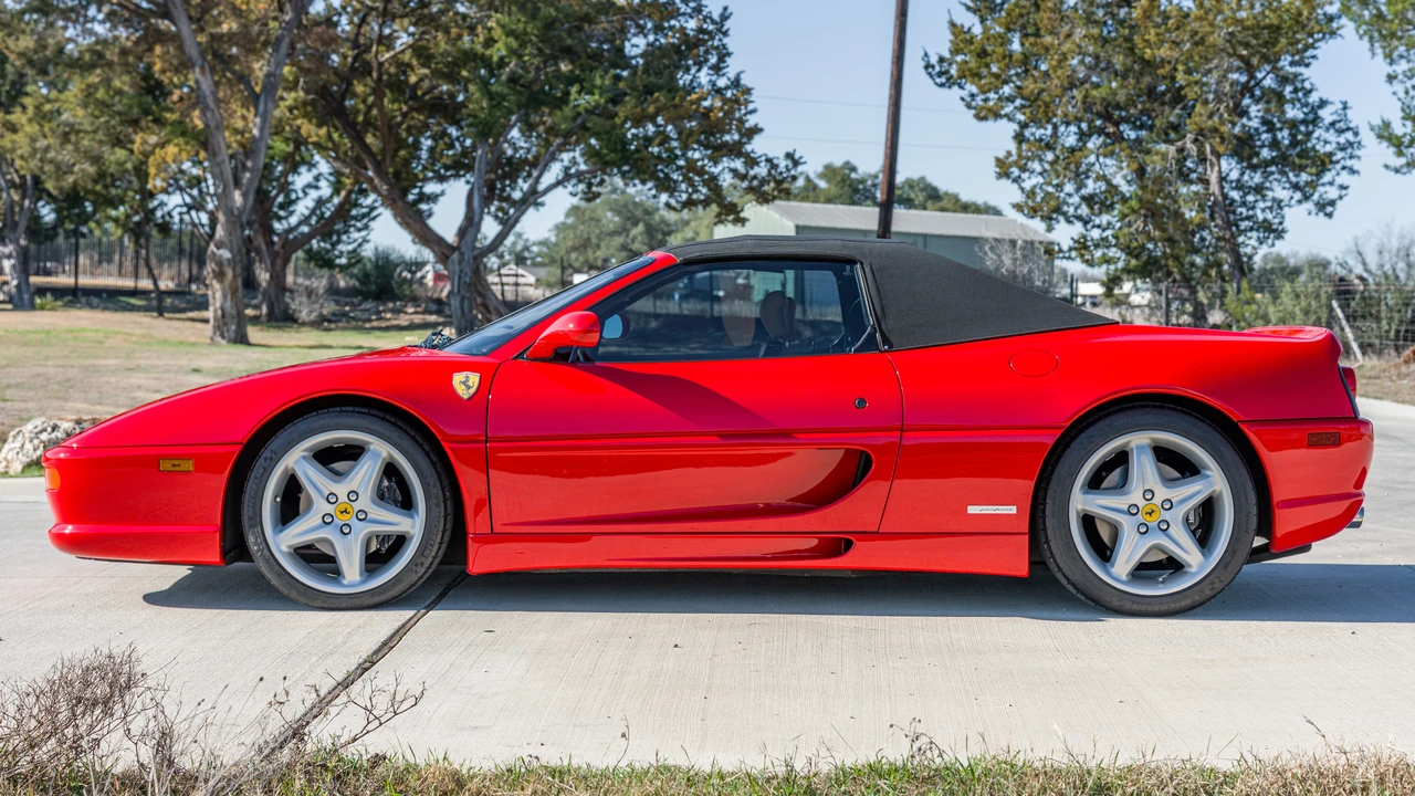 1996 Ferrari F355 Spider - Image 18 of 31