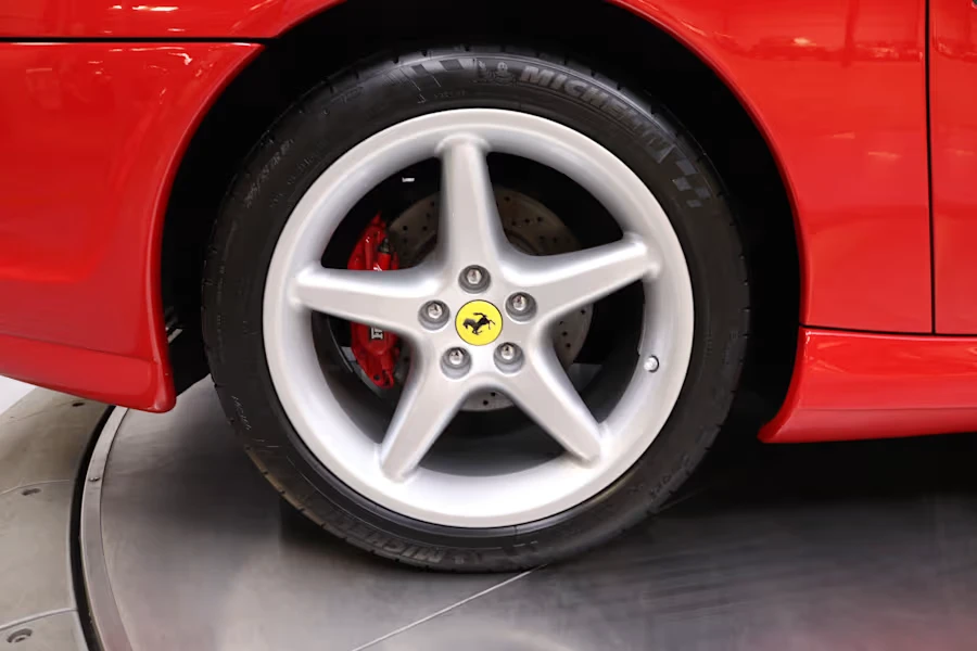 1996 Ferrari 550 Maranello - Image 25 of 31