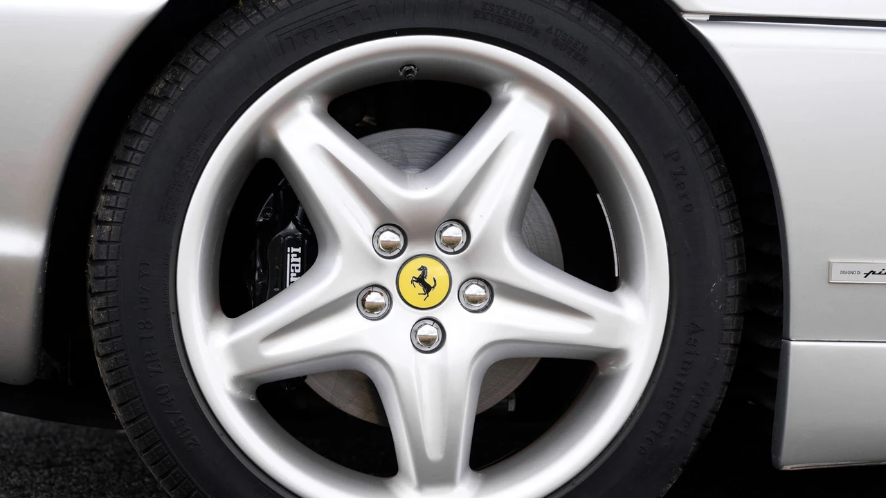 1996 Ferrari F355 Berlinetta - Image 24 of 31