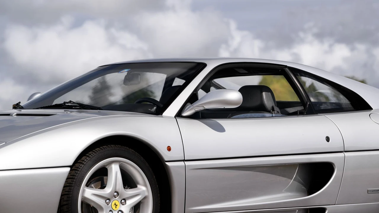 1996 Ferrari F355 Berlinetta - Image 17 of 31
