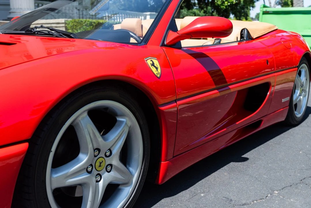 1996 Ferrari F355 Spider - Image 21 of 31