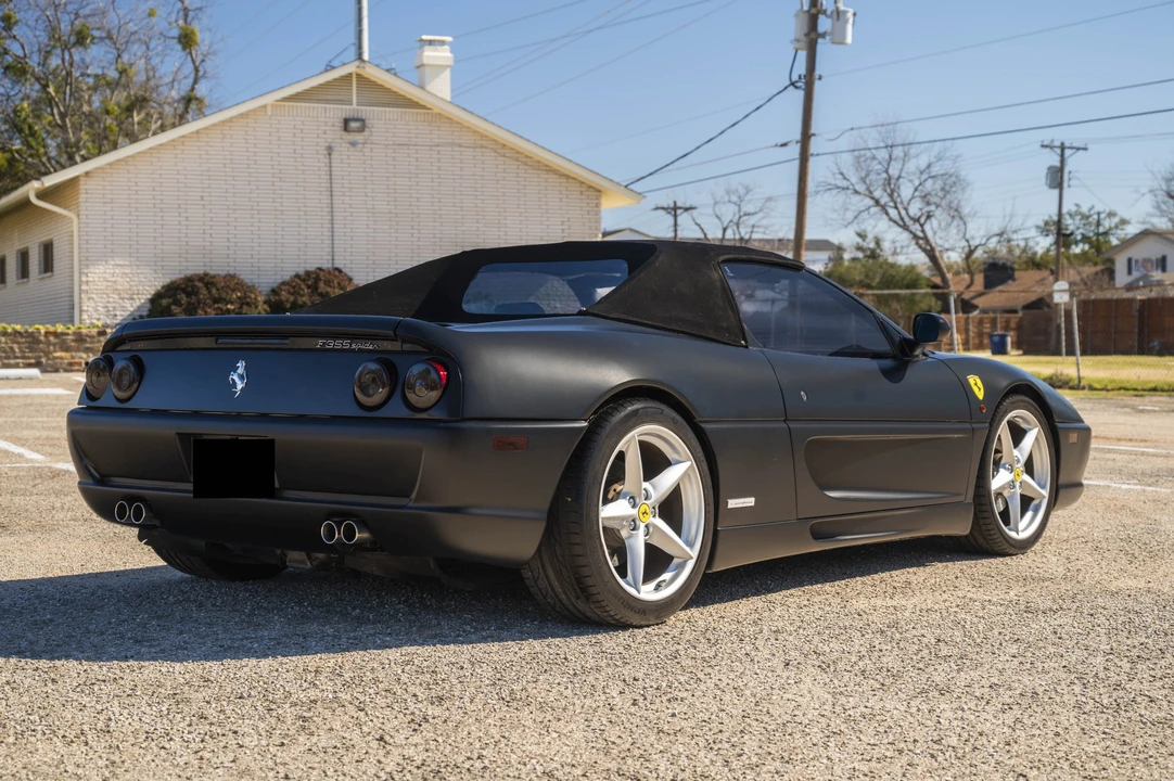 1996 Ferrari F355 Spider - Image 13 of 31