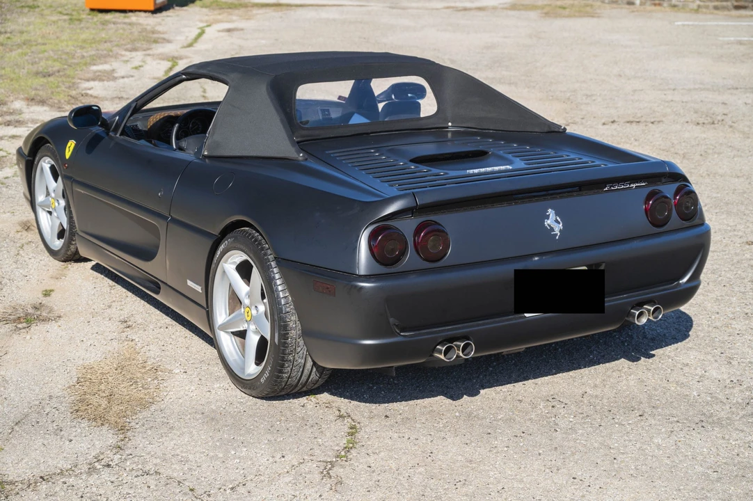 1996 Ferrari F355 Spider - Image 18 of 31