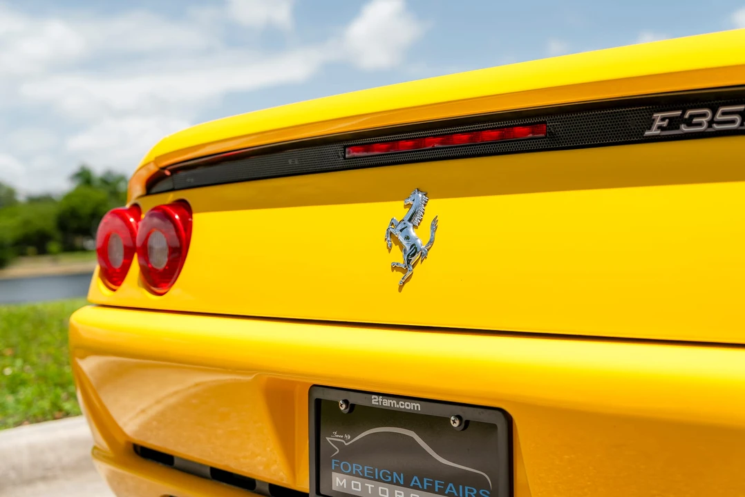 1996 Ferrari F355 Spider - Image 25 of 31