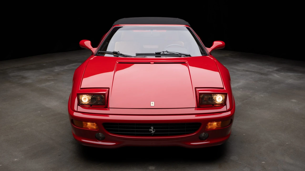 1996 Ferrari F355 Spider - Image 24 of 31