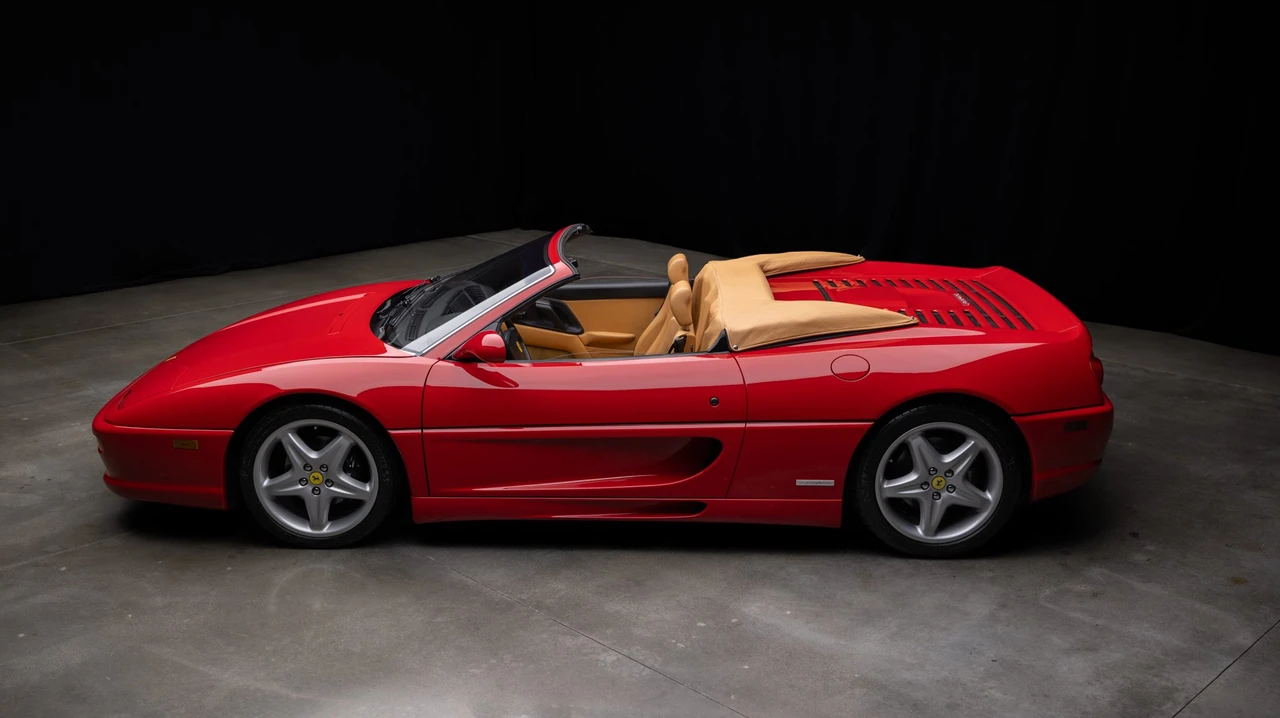 1996 Ferrari F355 Spider - Image 12 of 31