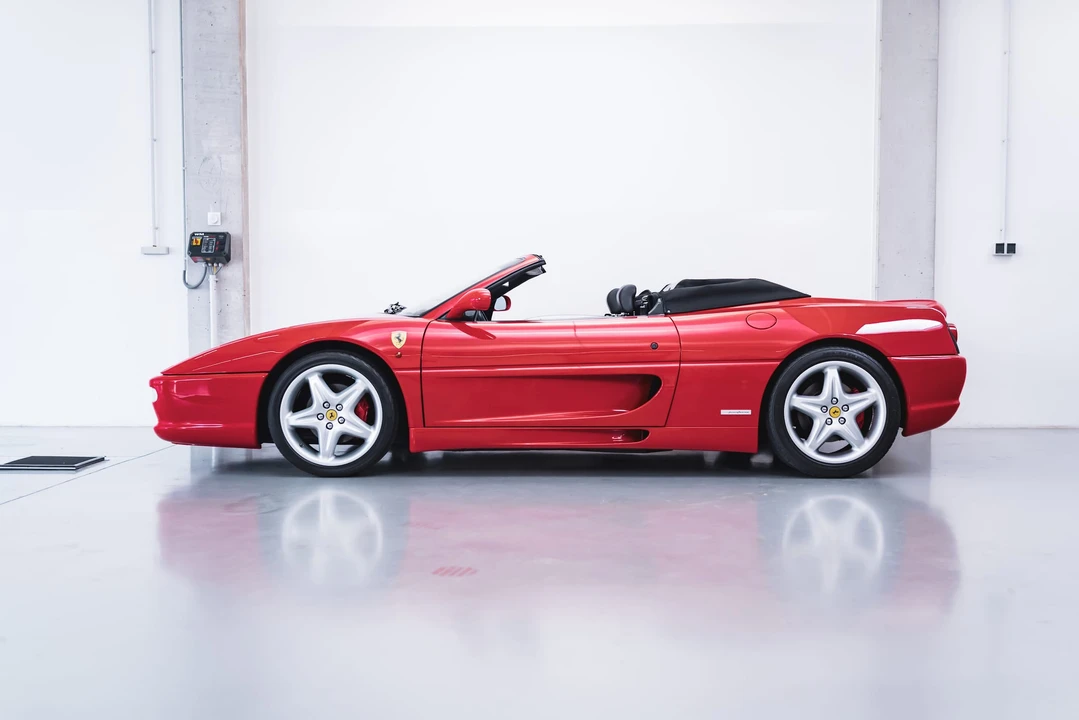 1996 Ferrari F355 Spider - Image 14 of 31
