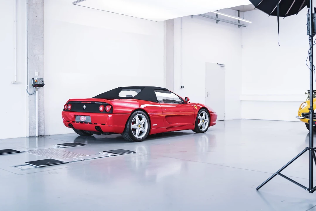 1996 Ferrari F355 Spider - Image 23 of 31