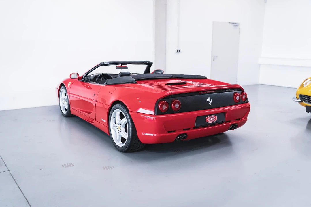 1996 Ferrari F355 Spider - Image 16 of 31
