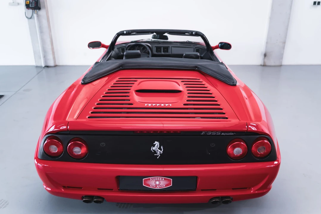 1996 Ferrari F355 Spider - Image 18 of 31