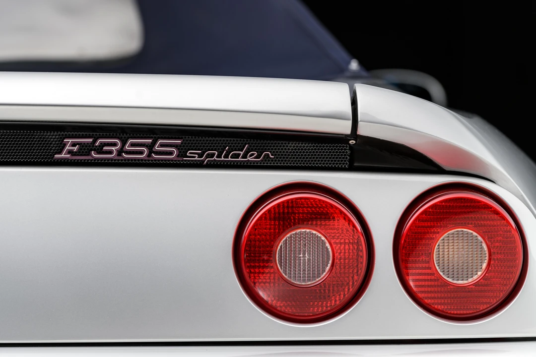 1996 Ferrari F355 Spider - Image 25 of 31