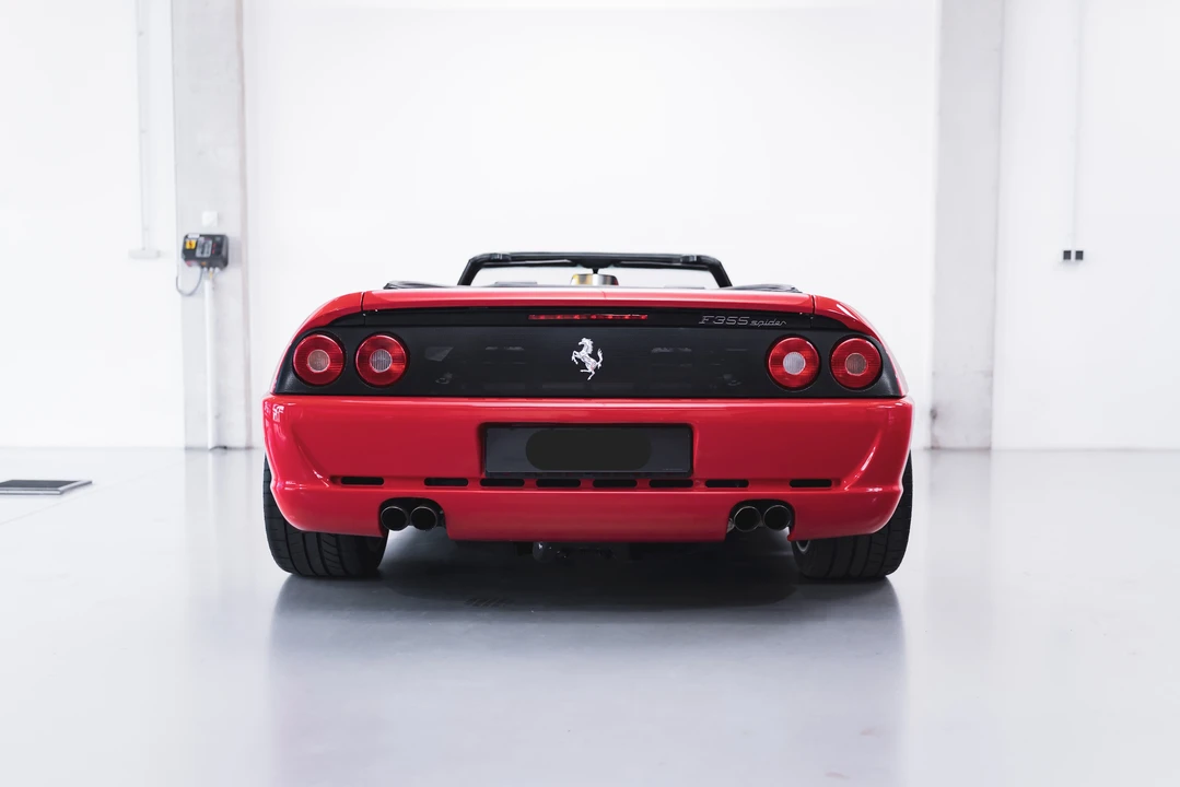 1996 Ferrari F355 Spider - Image 17 of 31