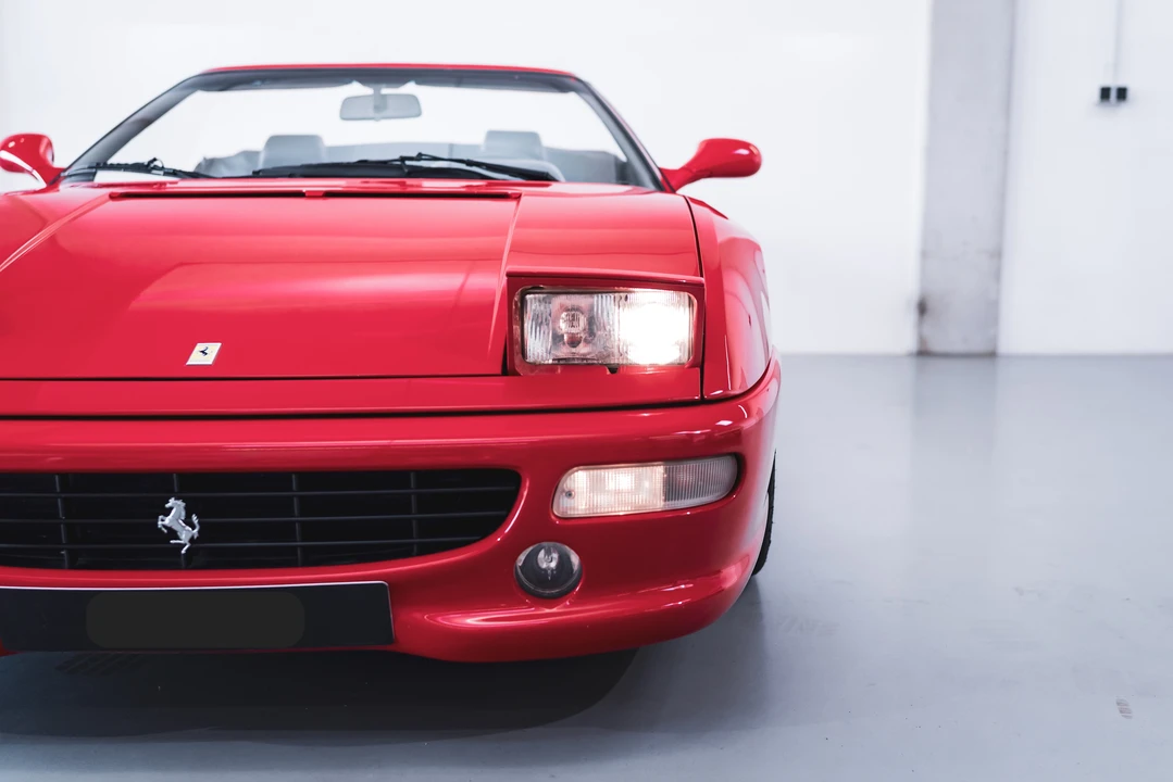 1996 Ferrari F355 Spider - Image 24 of 31