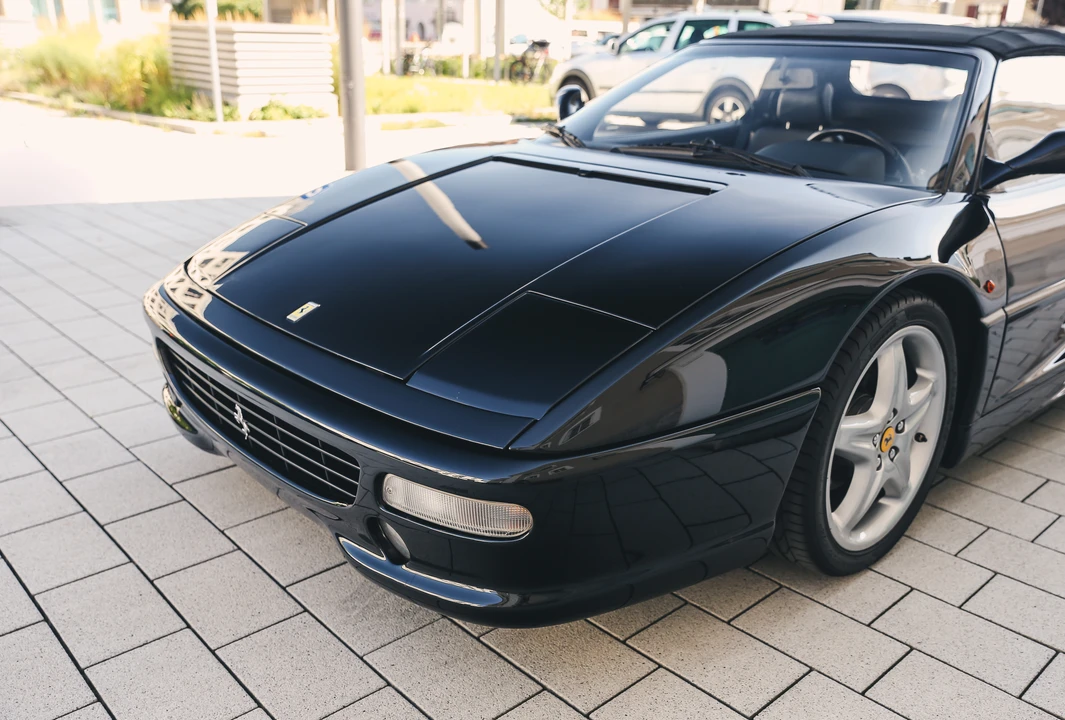 1996 Ferrari F355 Spider - Image 30 of 31