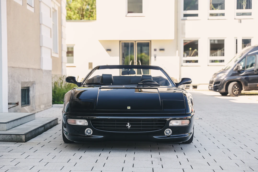 1996 Ferrari F355 Spider - Image 2 of 31
