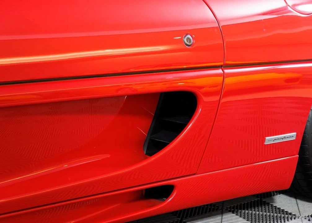 1996 Ferrari F355 Spider - Image 25 of 31