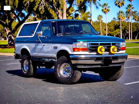 1996 Ford Bronco XLT Edition