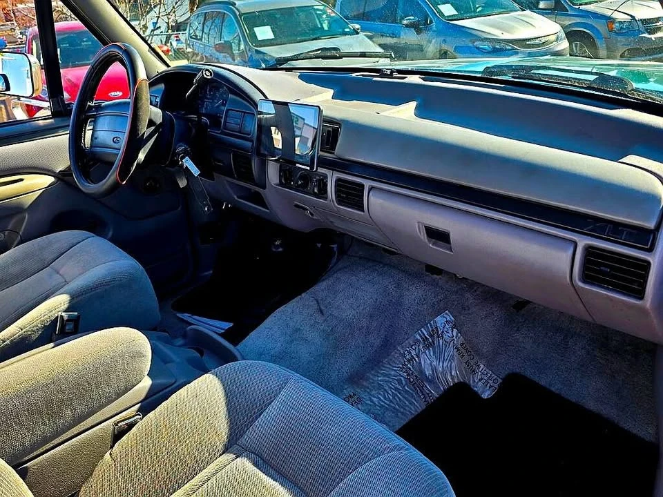 1996 Ford Bronco 5th Gen - Image 8 of 20