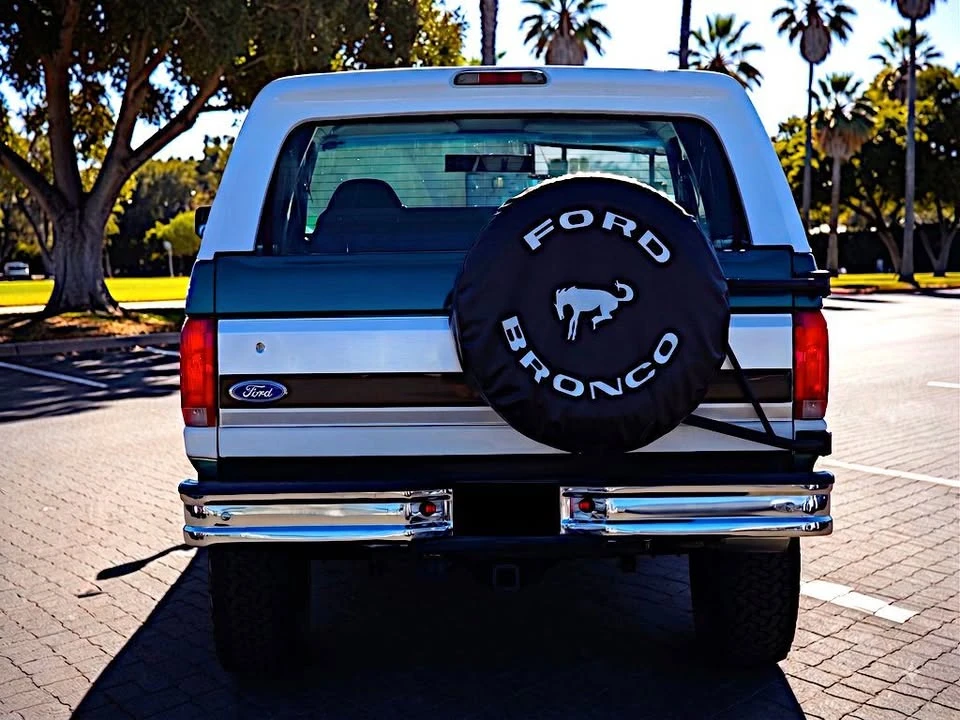 1996 Ford Bronco 5th Gen - Image 5 of 20