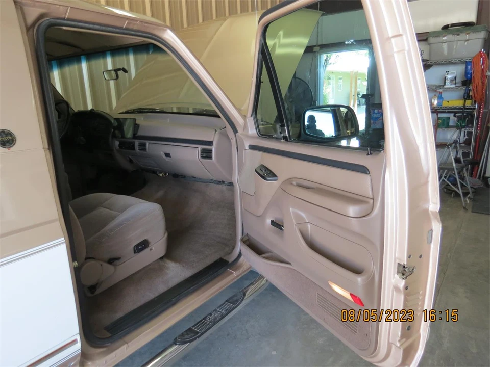 1996 Ford Bronco 5th Gen - Image 16 of 31
