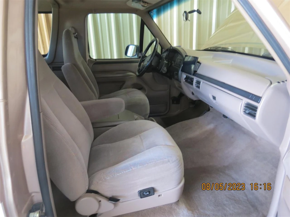 1996 Ford Bronco 5th Gen - Image 17 of 31